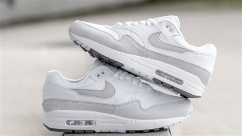 nike air max wit grijs|NIKE AIR MAX 1 WIT/GRIJS .